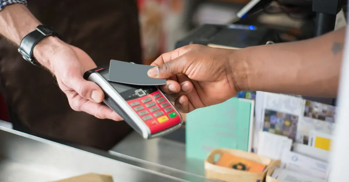 Comment le commerce connecté améliore la fidélité client